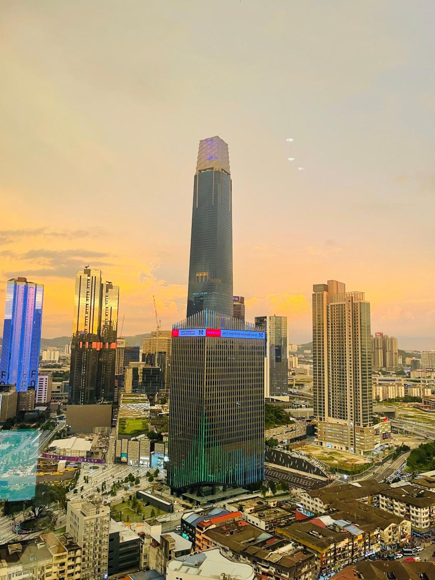 Axon Infinity Pool Kl Apartment Kuala Lumpur Bagian luar foto