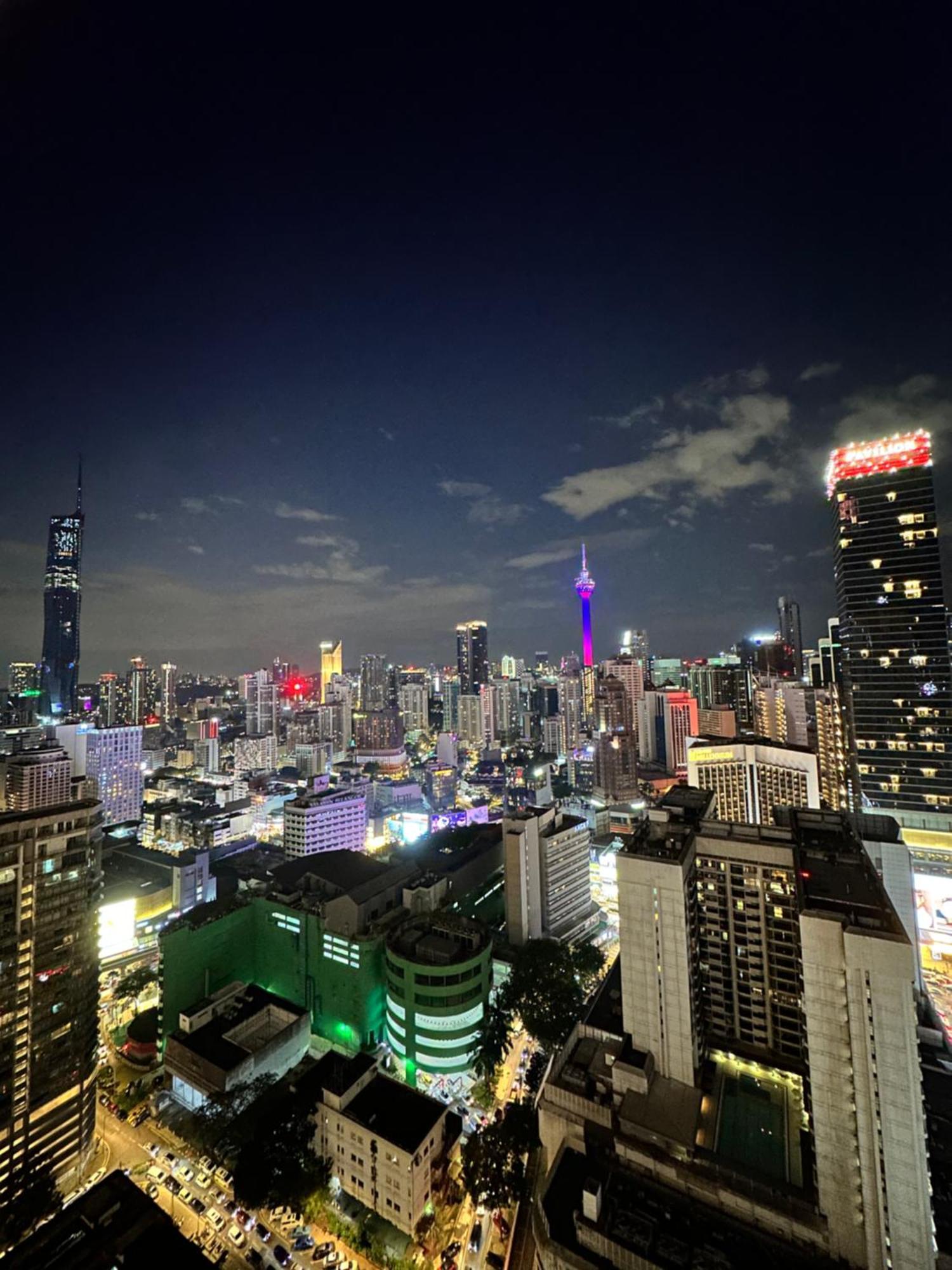 Axon Infinity Pool Kl Apartment Kuala Lumpur Bagian luar foto