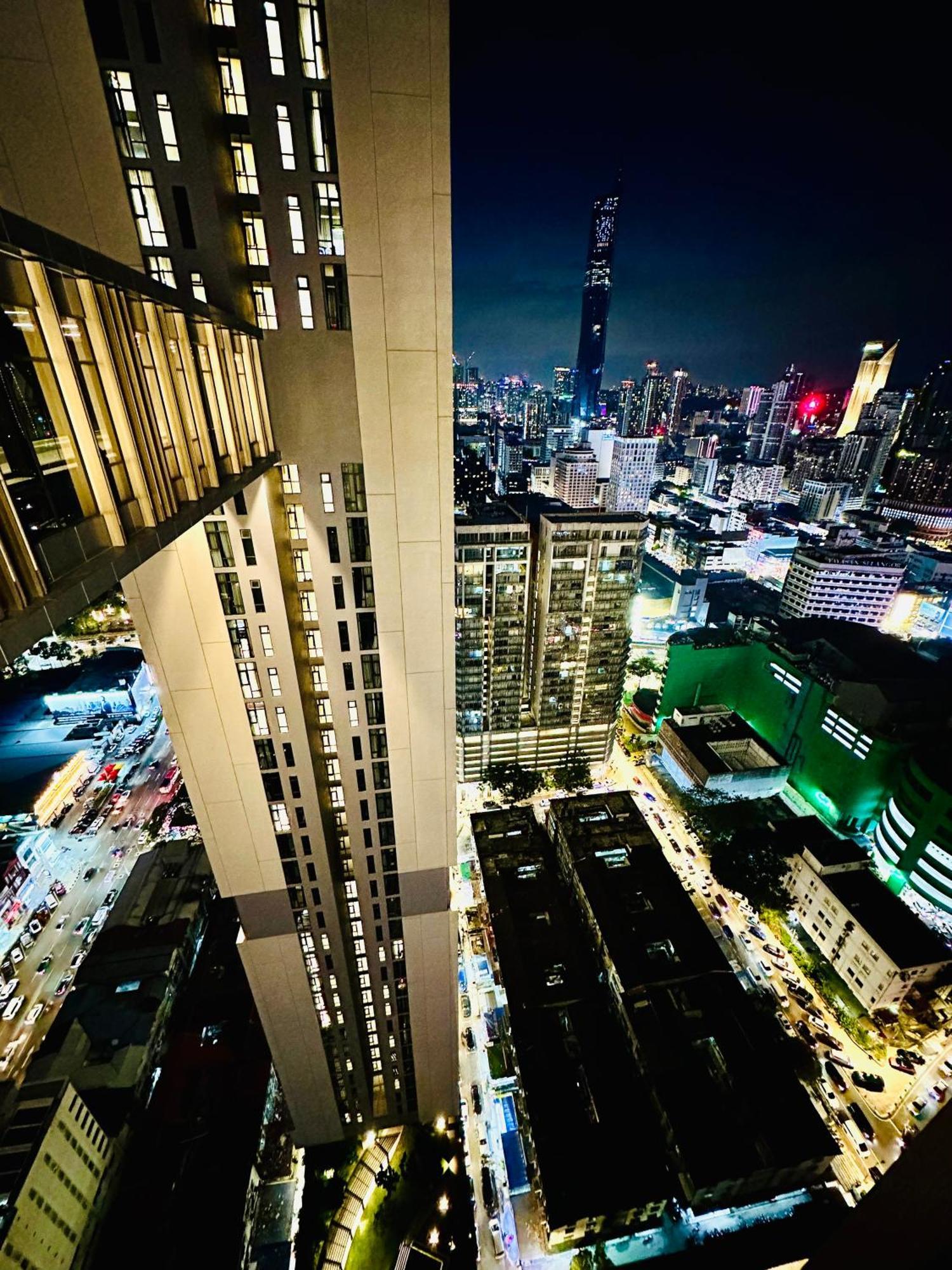 Axon Infinity Pool Kl Apartment Kuala Lumpur Bagian luar foto